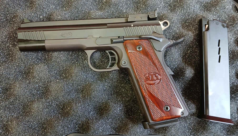 STI INTERNATIONAL 1911 22 lr Rare-img-1
