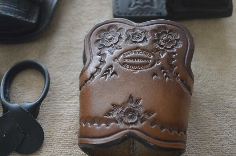 Leather Good Items, Holster, Duty Pouch, Straps etc-img-3