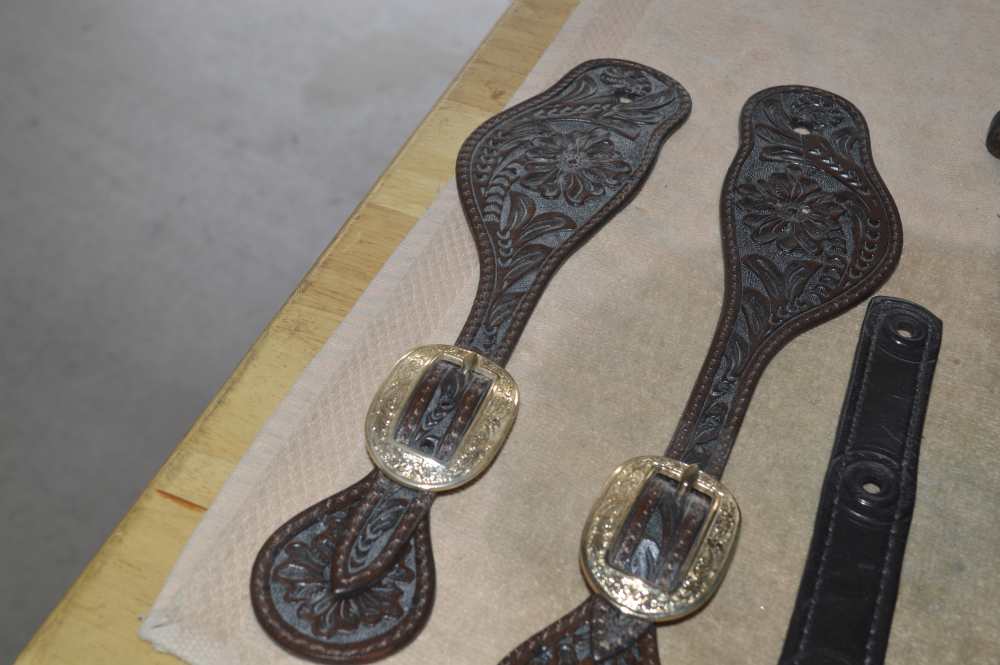 Leather Good Items, Holster, Duty Pouch, Straps etc-img-2