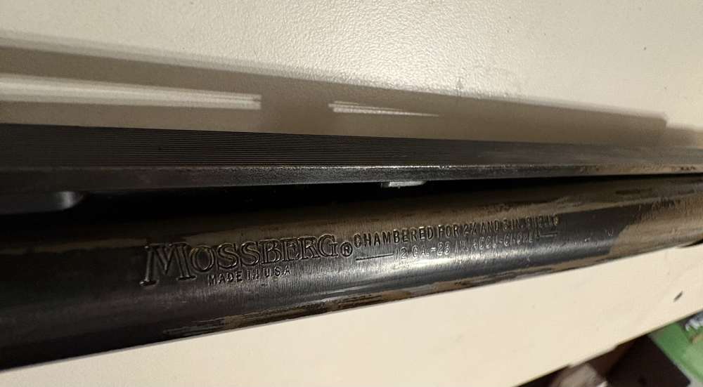 Mossberg 500A 12ga with scope, soft case, & extra barrel-img-56