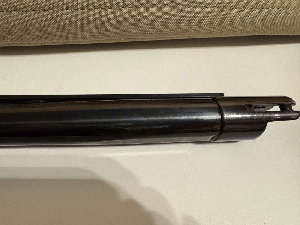 Mossberg 500A 12ga with scope, soft case, & extra barrel-img-55