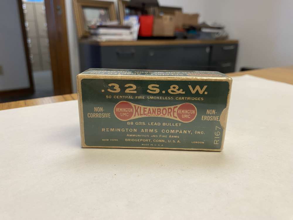 1928 Remington Kleanbore " Dogbone" 32 S&W 88 gr Lead NOS -img-9