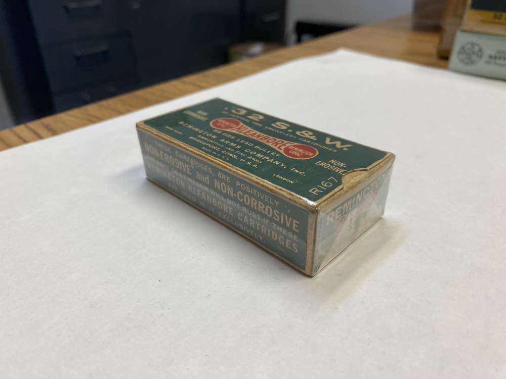 1928 Remington Kleanbore " Dogbone" 32 S&W 88 gr Lead NOS -img-10