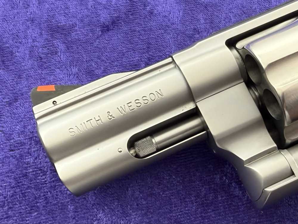 S&W 625-7 Lew Horton .45 Colt 3" Full Lug Stainless 1 of 40 Boxed Lettered-img-9