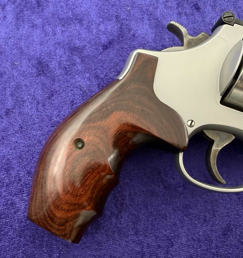 S&W 625-7 Lew Horton .45 Colt 3" Full Lug Stainless 1 of 40 Boxed Lettered-img-12