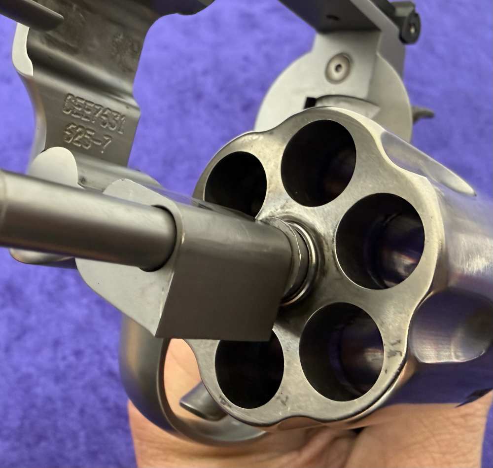 S&W 625-7 Lew Horton .45 Colt 3" Full Lug Stainless 1 of 40 Boxed Lettered-img-19