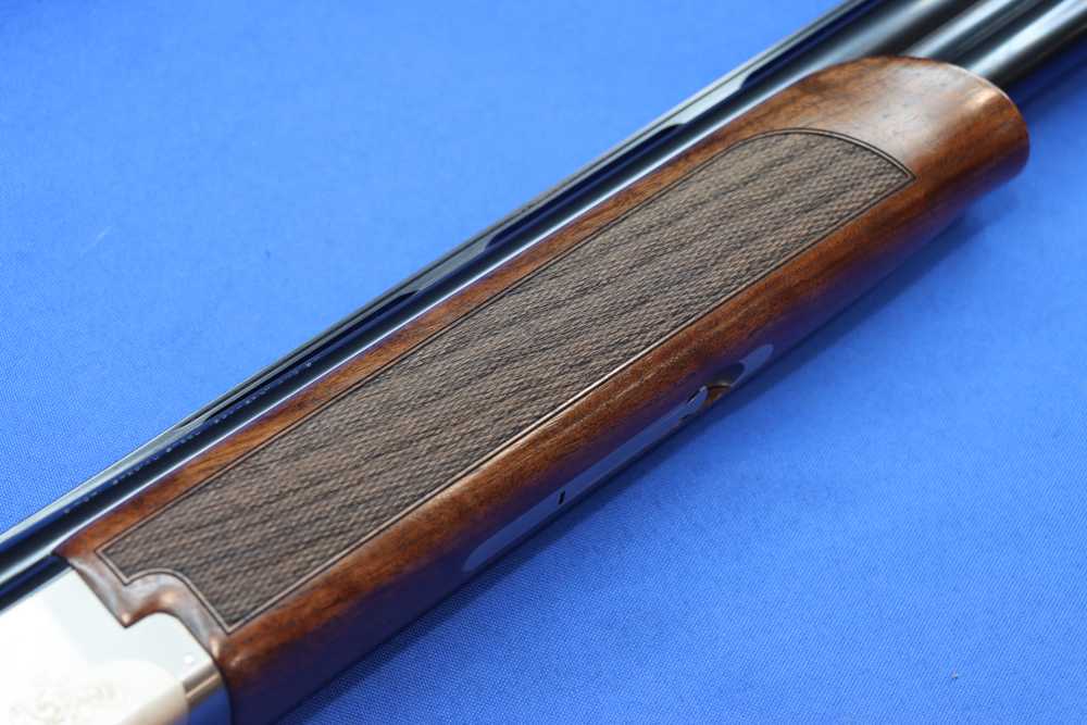 Browning Model Citori 725 Feather Shotgun 12GA O/U 28" Engraved Deluxe Wood-img-7