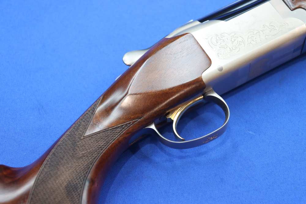 Browning Model Citori 725 Feather Shotgun 12GA O/U 28" Engraved Deluxe Wood-img-4