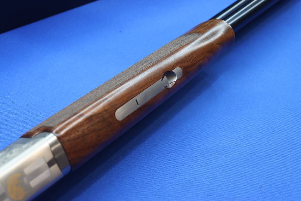 Browning Model Citori 725 Feather Shotgun 12GA O/U 28" Engraved Deluxe Wood-img-18