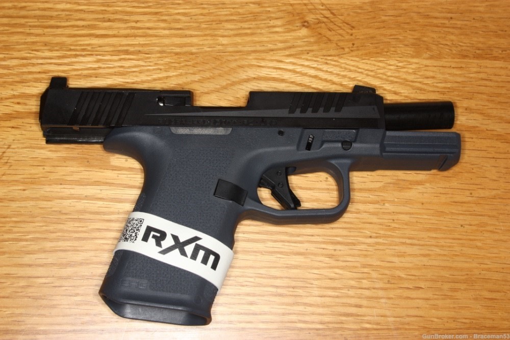 Ruger RXM with 2 15 round magazines-img-6