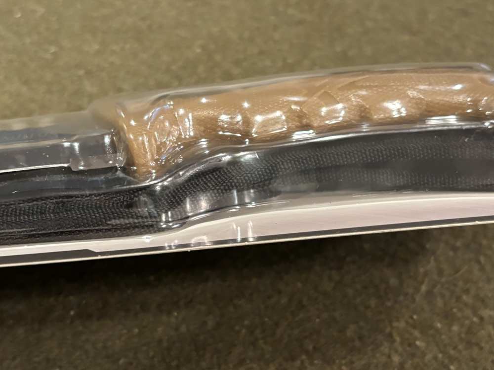 New Old Stock - Camillus 3-Piece Adventure Pack - Machete and Knives-img-30