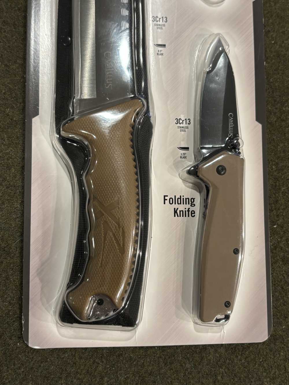 New Old Stock - Camillus 3-Piece Adventure Pack - Machete and Knives-img-3