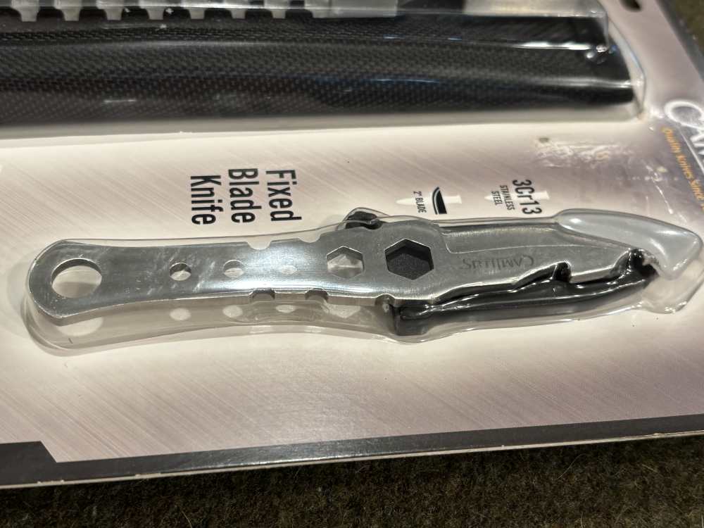 New Old Stock - Camillus 3-Piece Adventure Pack - Machete and Knives-img-14