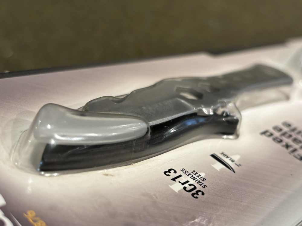 New Old Stock - Camillus 3-Piece Adventure Pack - Machete and Knives-img-34