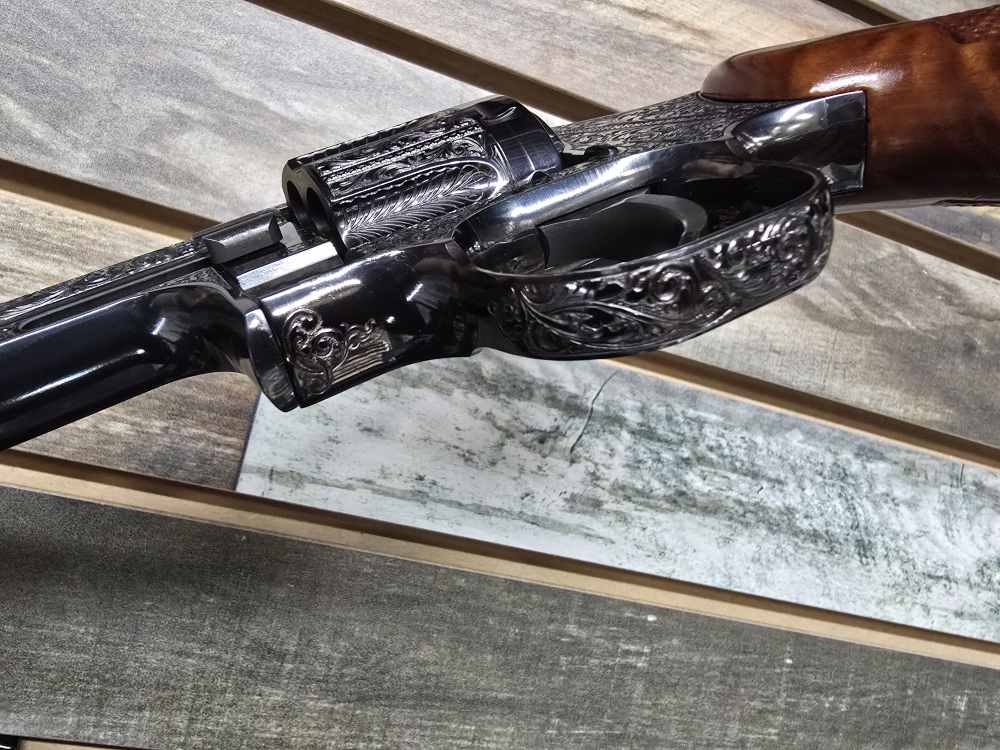 Dan Wesson Model 15 .357 Magnum | Heavy Factory Engraved | Extremely Rare -img-6