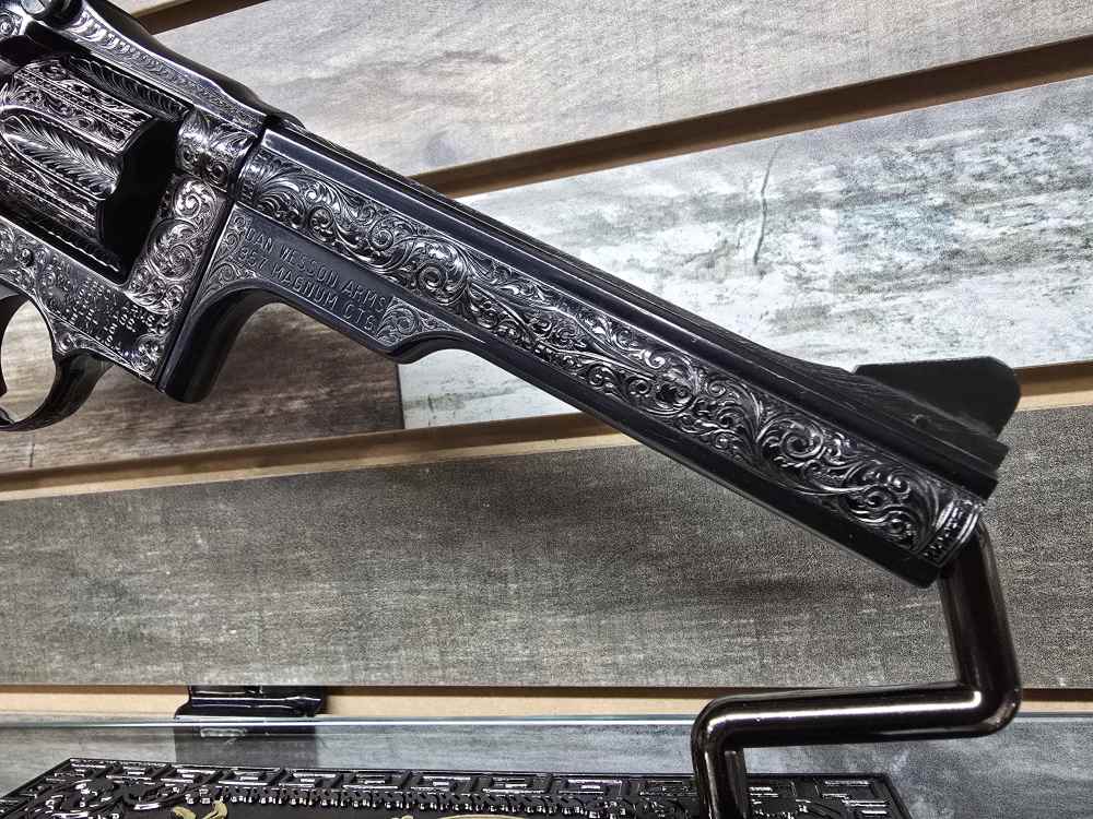 Dan Wesson Model 15 .357 Magnum | Heavy Factory Engraved | Extremely Rare -img-11