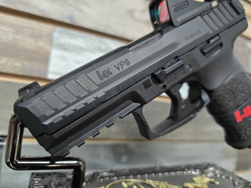Heckler & Koch VP9 9mm | Holosun SCS Solar Red Dot | 2 Magazines-img-2