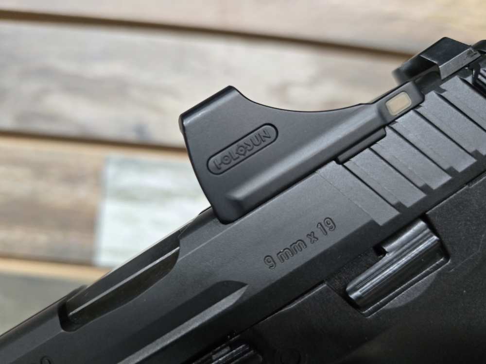 Heckler & Koch VP9 9mm | Holosun SCS Solar Red Dot | 2 Magazines-img-4