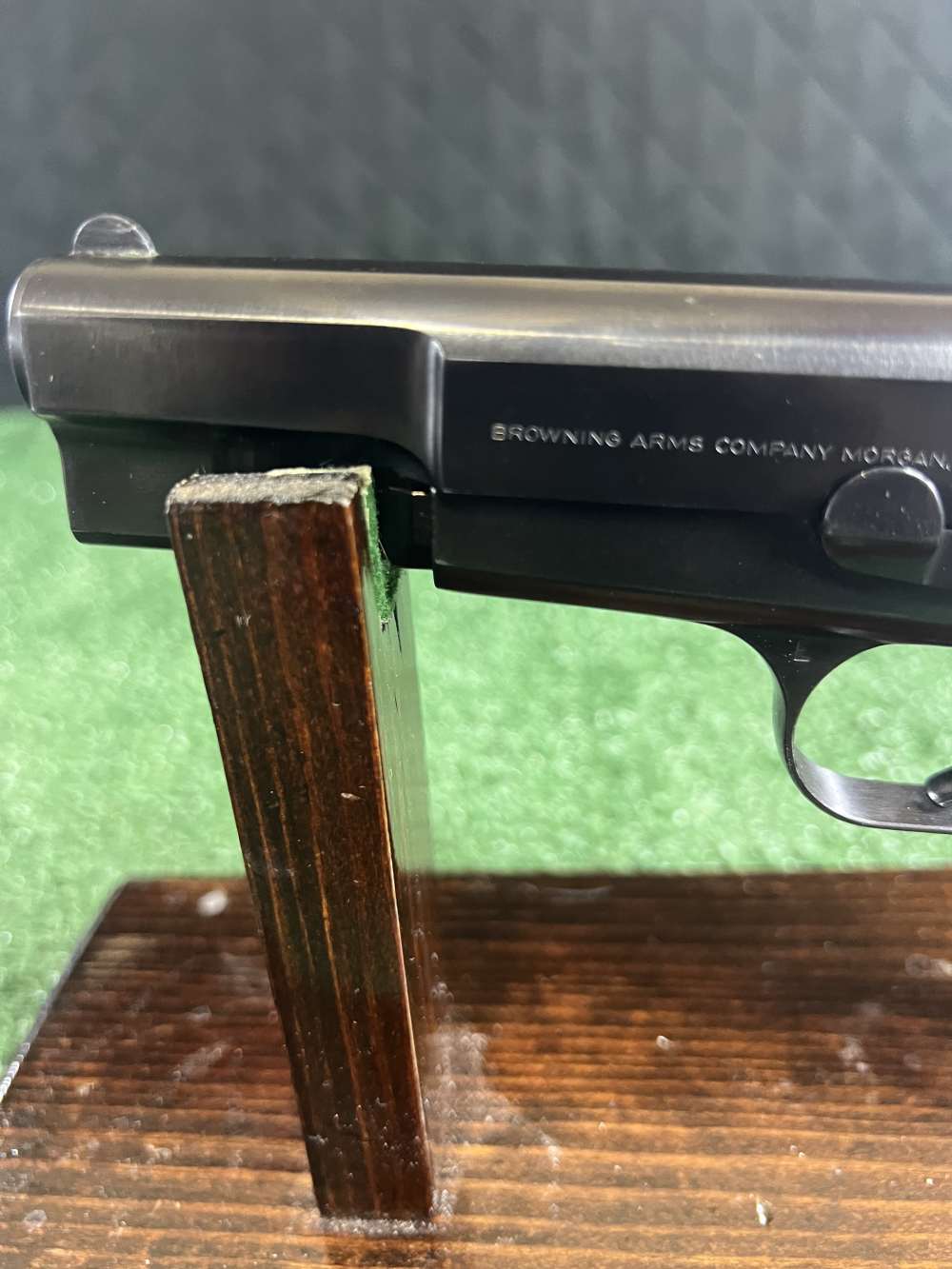 Browning high power 9 mm Belgium made two magazines, booklet and original c-img-2