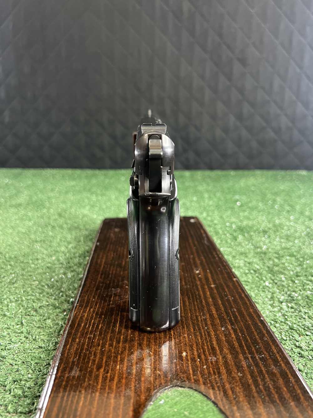 Browning high power 9 mm Belgium made two magazines, booklet and original c-img-1