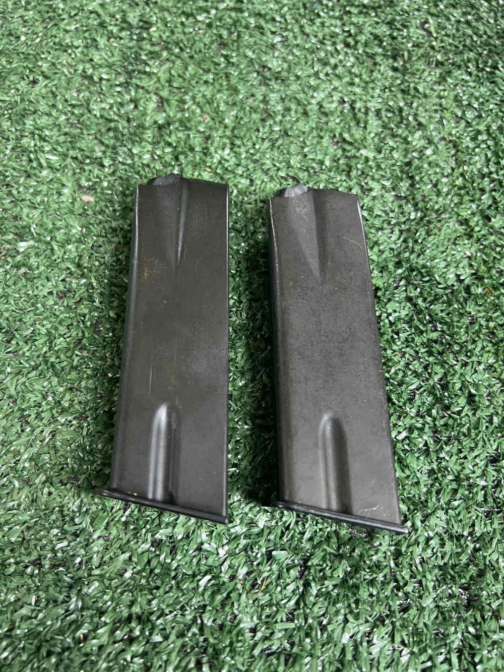 Browning high power 9 mm Belgium made two magazines, booklet and original c-img-14