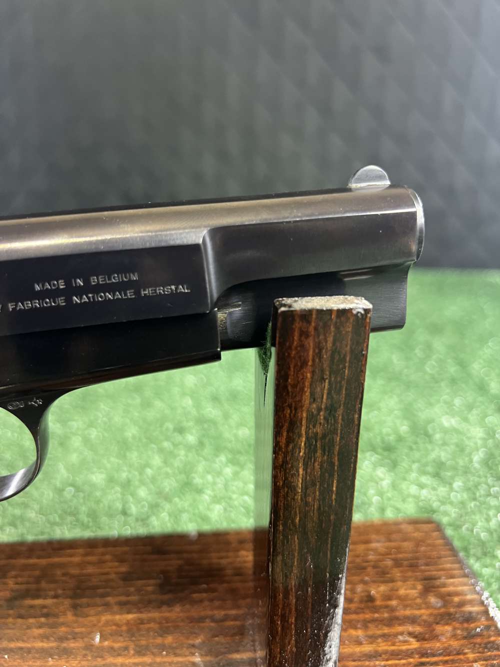 Browning high power 9 mm Belgium made two magazines, booklet and original c-img-5