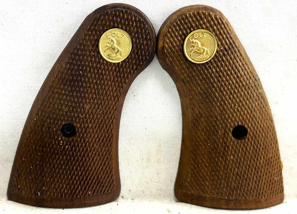 Custom Grips Colt Official Police, E Frame - NEW - 31-img-0
