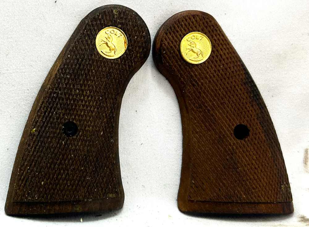 Custom Grips Colt Official Police, E Frame - NEW - 36-img-0