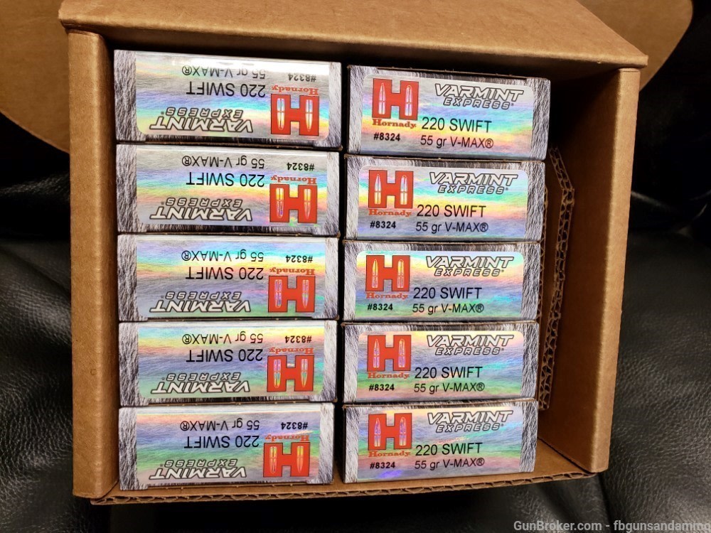 NEW 200 ROUNDS HORNADY VARMINT EXPRESS 220 SWIFT VMAX 55 GRAIN V-MAX V MAX-img-0