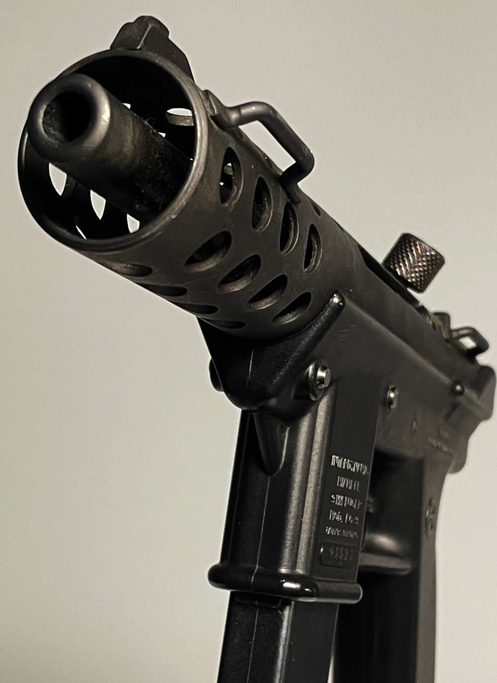 ICONIC 80'S SUB GUN! INTERDYNAMIC - KG9 - 9MM - Magazines - User Manual-img-7