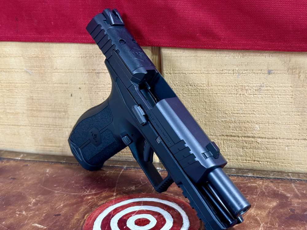 IWI Masada 9mm Optics-Ready *Unfired* w/ Original Packaging!-img-5