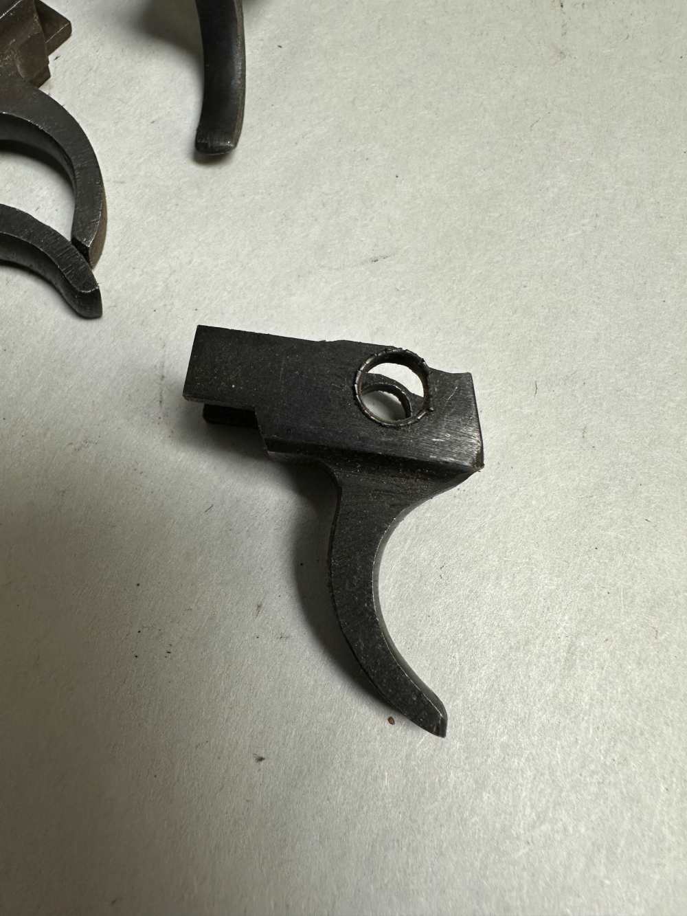 LOT OF 64 AK47 DAMAGED TRIGGERS SOLD "AS IS" FOR THAT PROJECT.-img-3