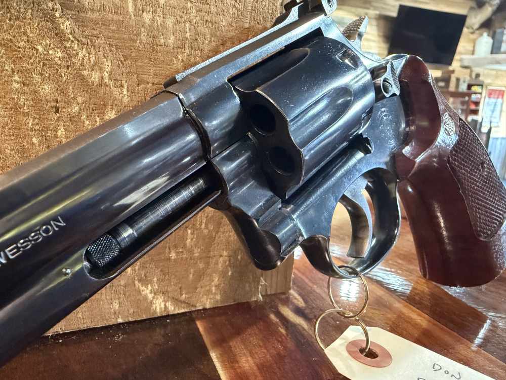Smith and Wesson model 586 -img-7