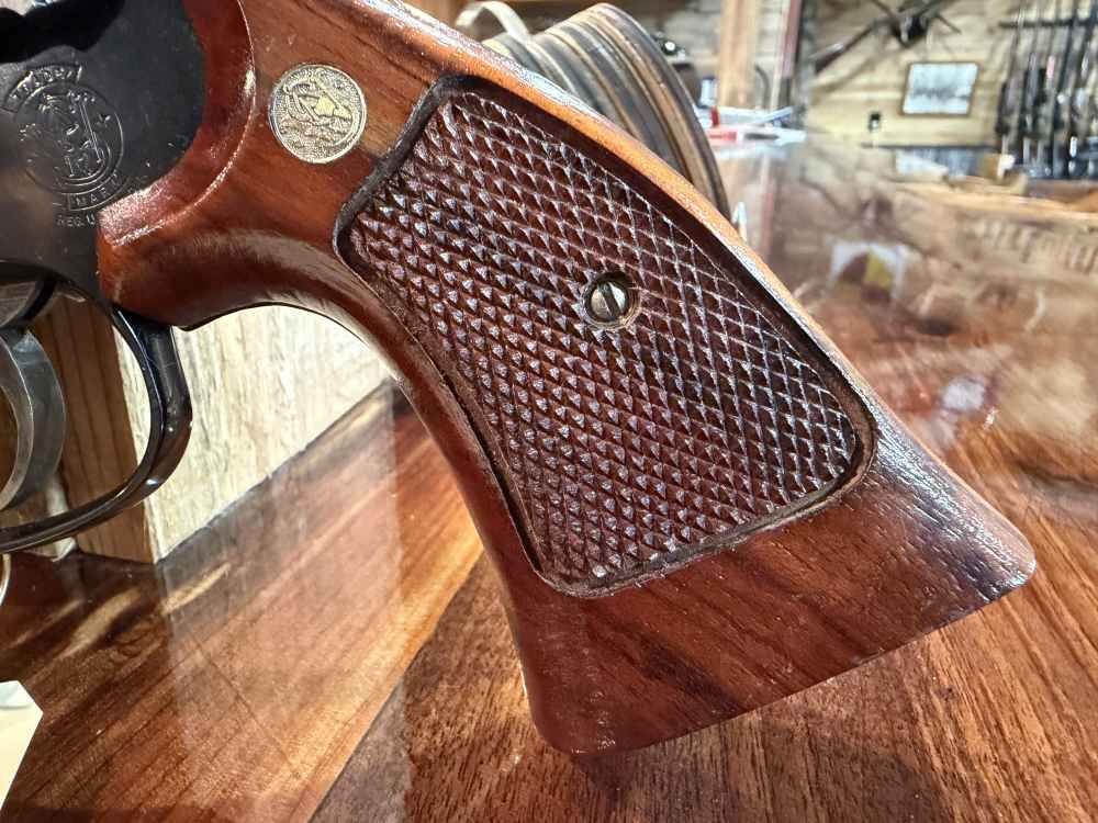 Smith and Wesson model 586 -img-6