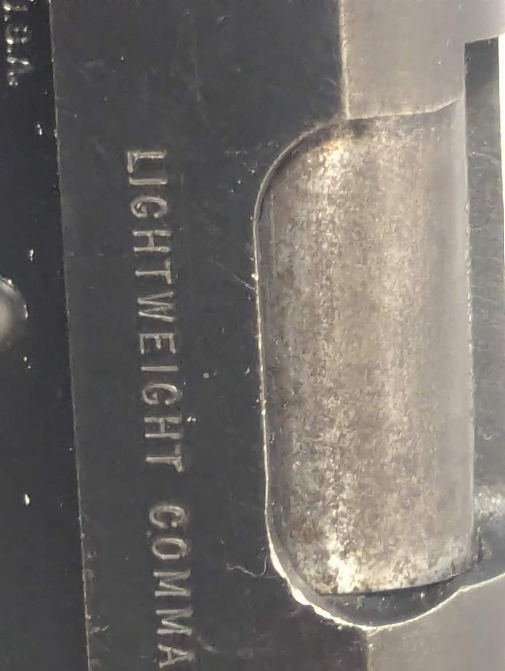 Colt MK IV series 80 Lightweight Commander 45 acp-img-6