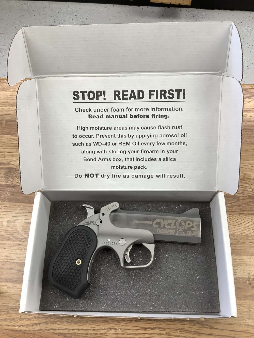 Bond Arms Cyclops .50AE w/box 237608-img-0