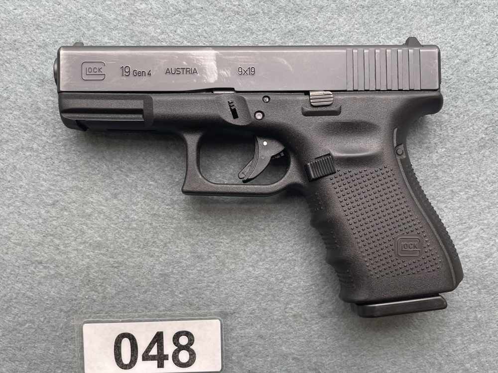 $1.00-Glock 19 G19 G4 Gen 4 Generation 4 9mm Pistol Black $ Super Deal $ 48-img-0