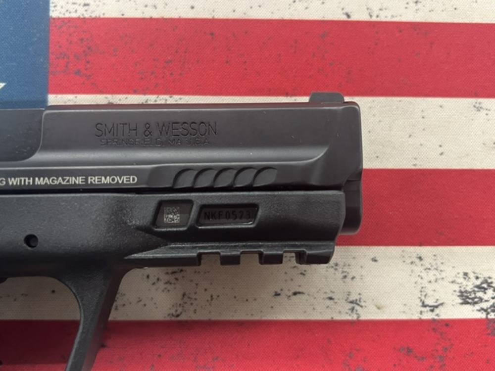 Smith & Wesson M&P M2.0 .9mm-img-4