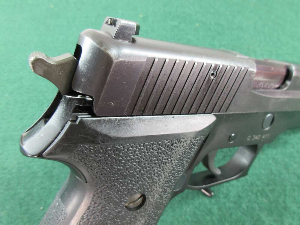 Sig Sauer P220 Pistol .45 Auto; 4.5" brl-img-6