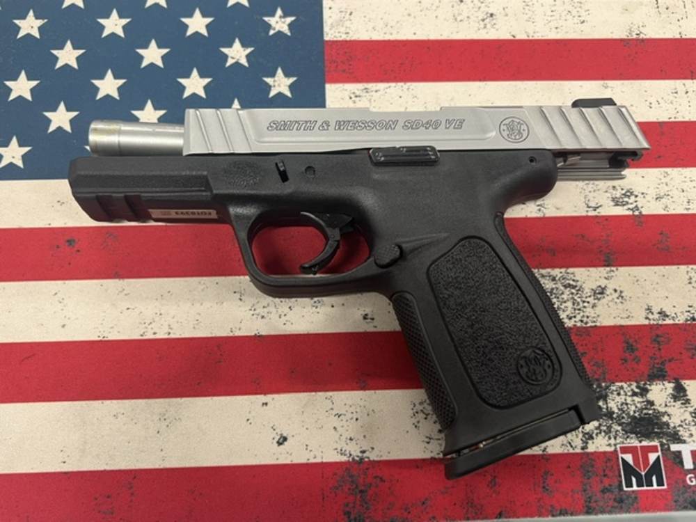 S&W SD40 VE-img-3