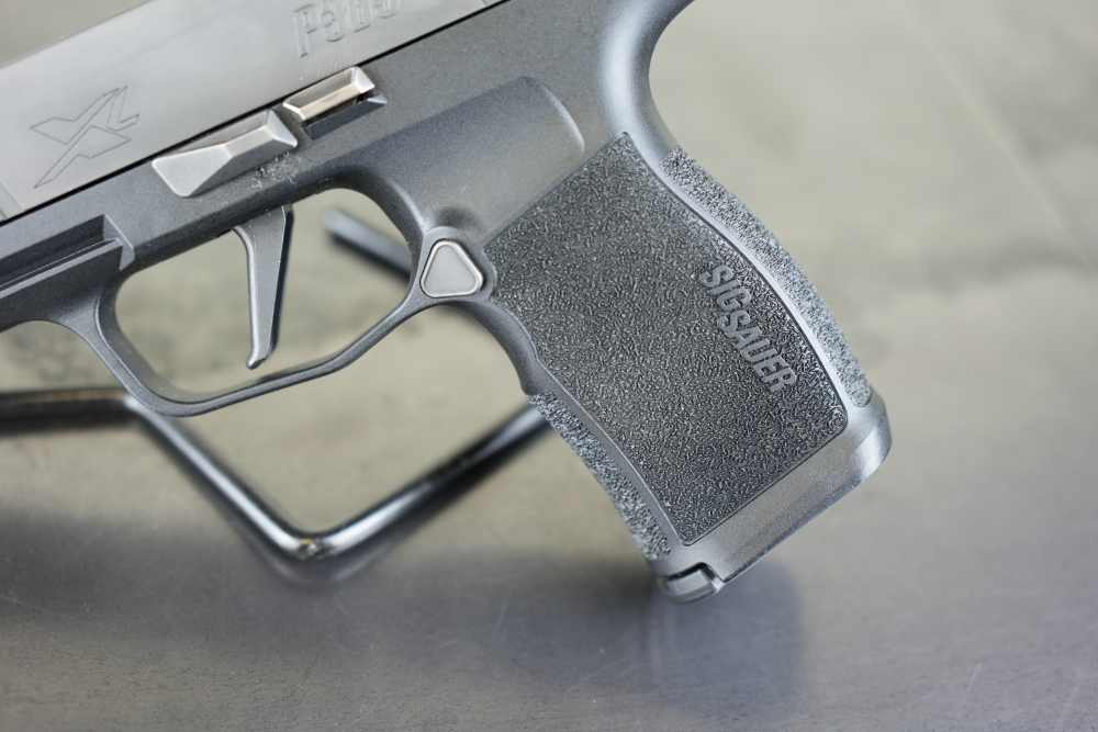 SIG Sauer P365 XL ROMEOZero – 9mm – SKU: 365XL-9-BXR3 – 3 Magazines -img-1