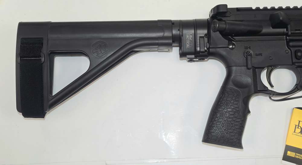 NEW Daniel Defense Law Tactical DDM4 V7 P 5.56 10.3" 02-128-16550-img-3
