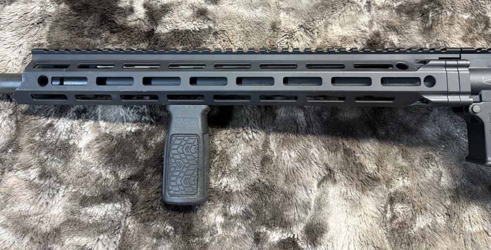 Daniel Defense DDM4 V7 Pro 5.56 – SD-3G – Case – Used-img-10