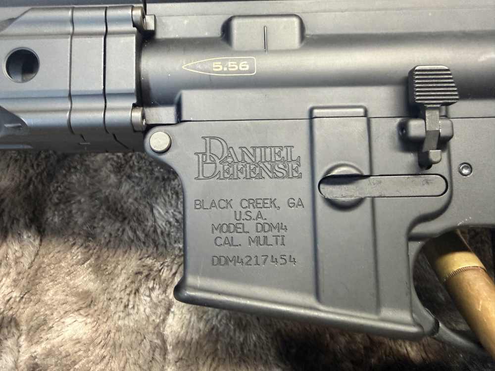 Daniel Defense DDM4 V7 Pro 5.56 – SD-3G – Case – Used-img-12