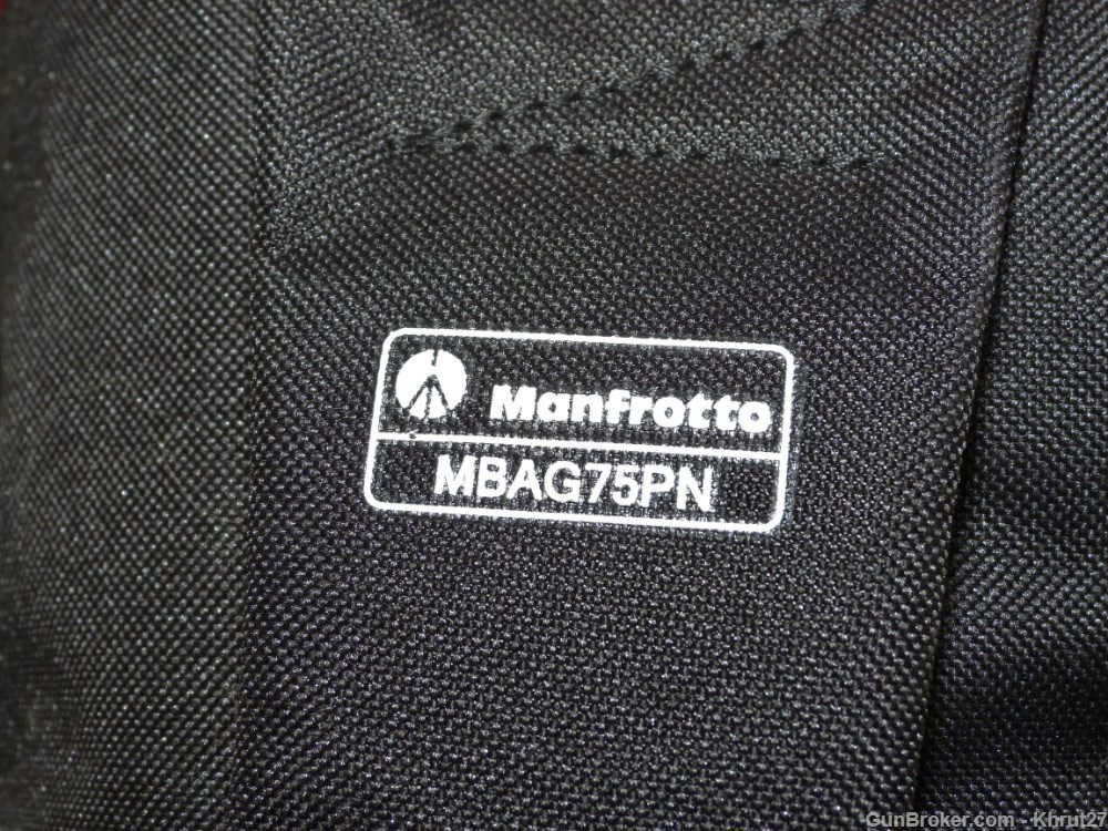 Monfrotto Model 190X Tripod, with a 391RC2 mounting head-img-9