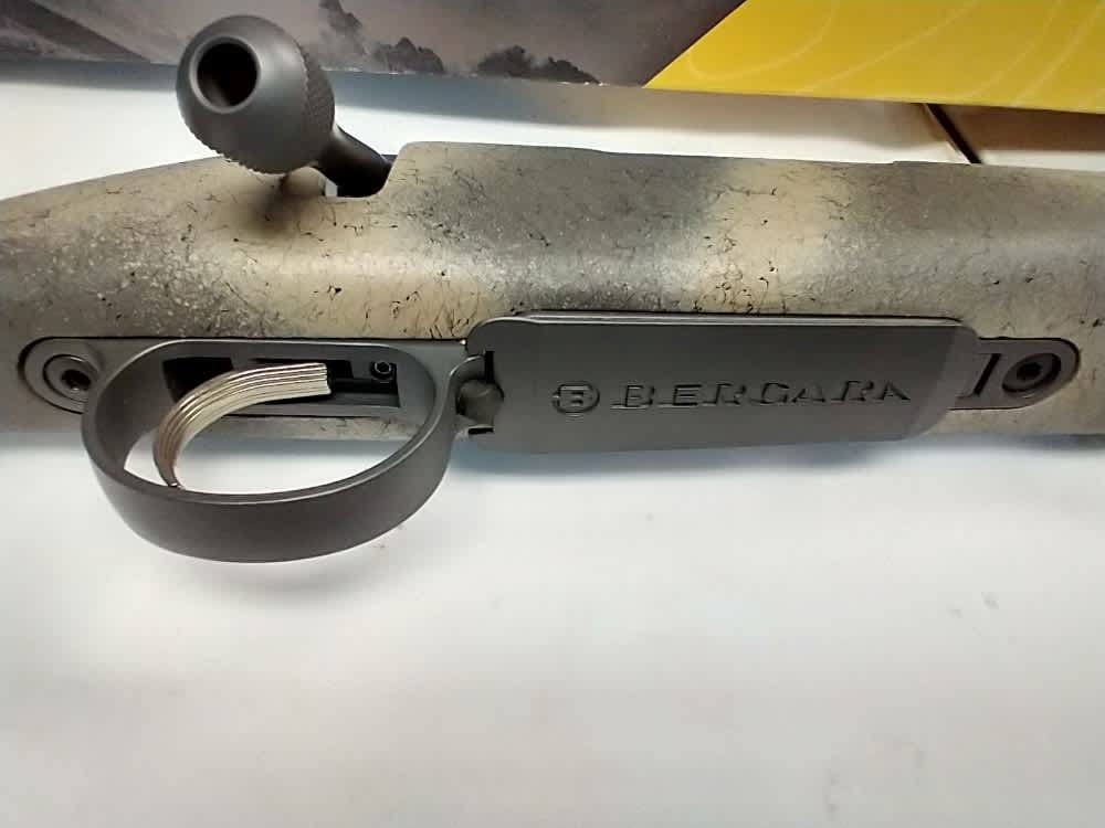 Bergara Premier Highlander 6.5CR Threaded 24" BBL Woodland Camo LNIB-img-9