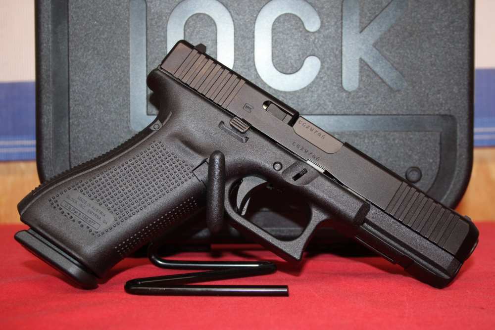 Glock 17C V-Series 9MM 4.5" Barrel, LAYAWAY AVAILABLE!-img-3