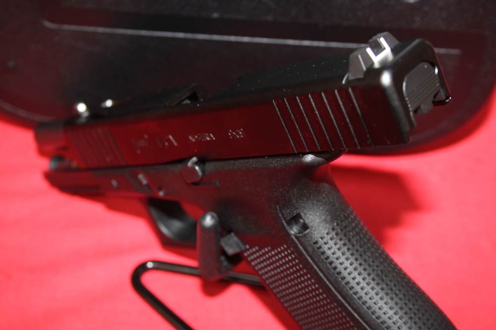 Glock 17C V-Series 9MM 4.5" Barrel, LAYAWAY AVAILABLE!-img-9