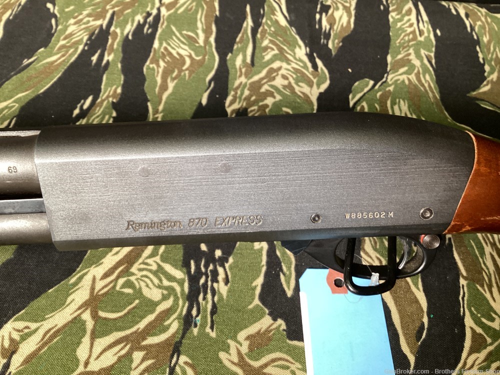 Remington 870 express 12GA 3" Pump action Shotgun-img-12
