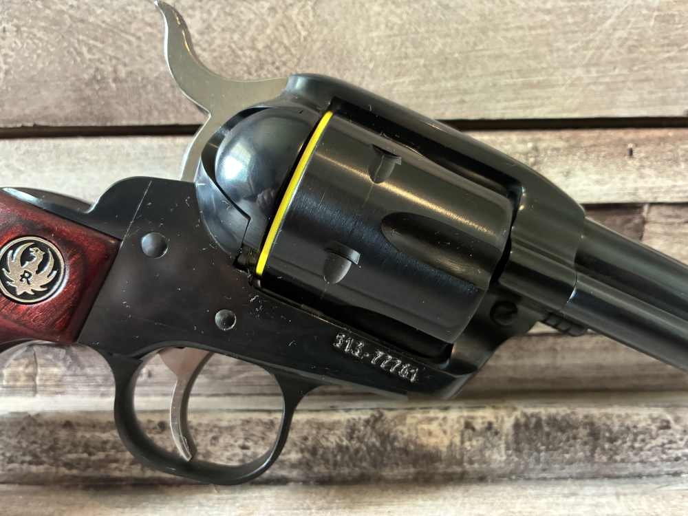 NIB RUGER NEW VAQUERO 45 COLT 5.5" 6-RD REVOLVER IN STOCK READY TO SHIP-img-5